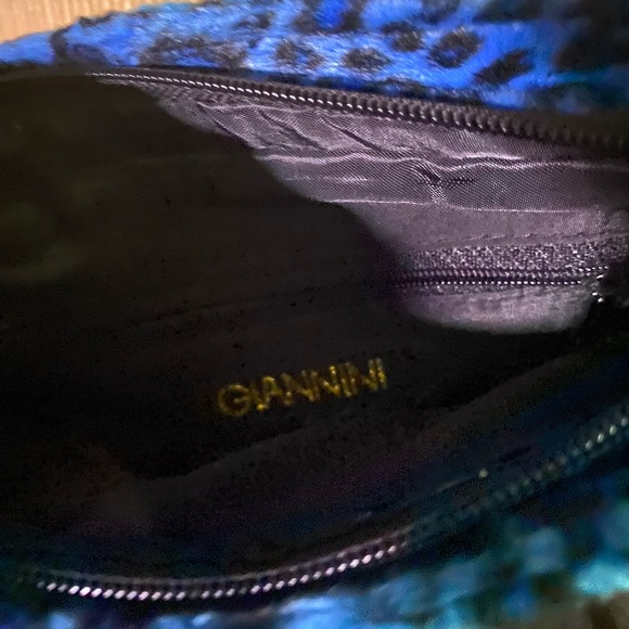 Handbag - Picture 2 of 4